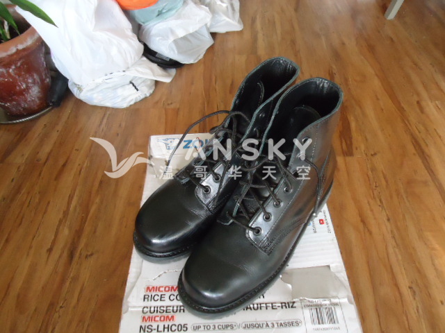 221203165754_牛皮鞋 2.JPG